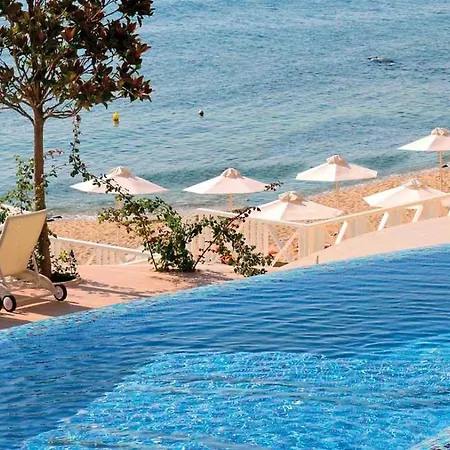 Luxurious Beachfront With Private And Panoramic Views In La Complex 아파트 바르나