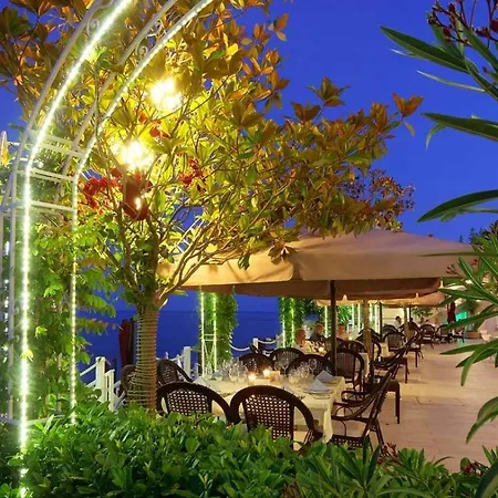 Luxurious Beachfront With Private And Panoramic Views In La Complex * 바르나