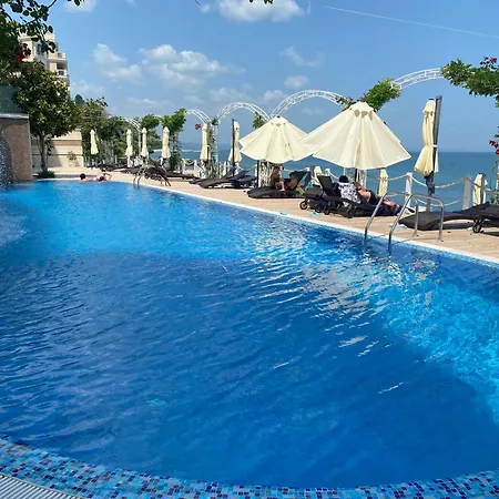 Luxurious Beachfront With Private And Panoramic Views In La Complex 아파트 *