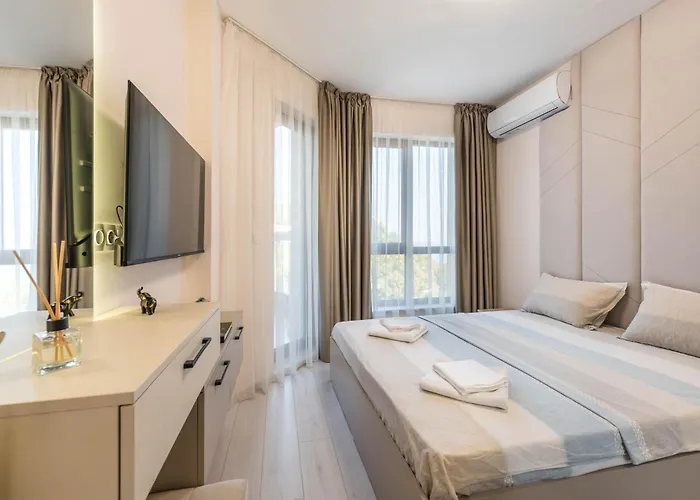 Luxurious Beachfront With Private And Panoramic Views In La Complex