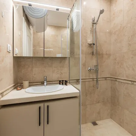 Luxurious Beachfront With Private And Panoramic Views In La Complex Varna