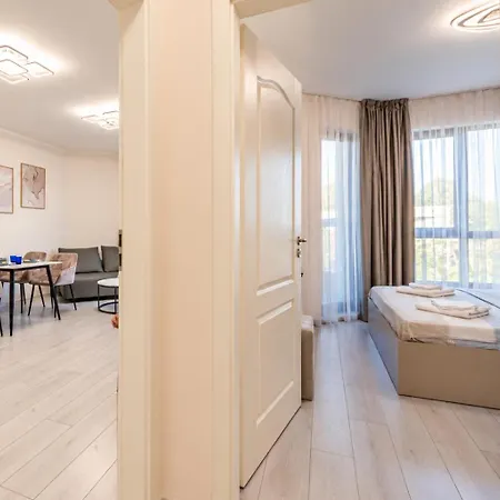 Апартаменти Luxurious Beachfront With Private And Panoramic Views In La Complex *
