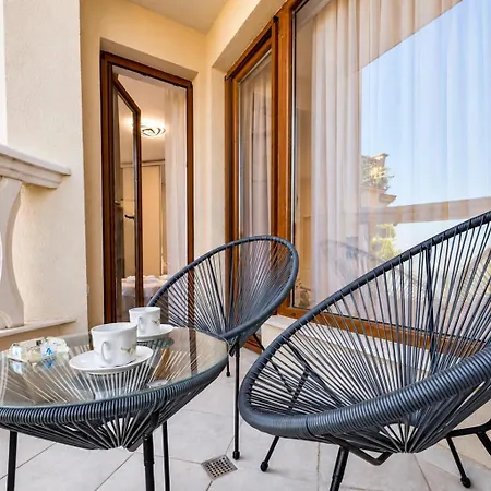 Апартаменти Luxurious Beachfront With Private And Panoramic Views In La Complex *