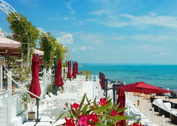 Apartment Luxurious Beachfront With Private And Panoramic Views In La Complex Varna